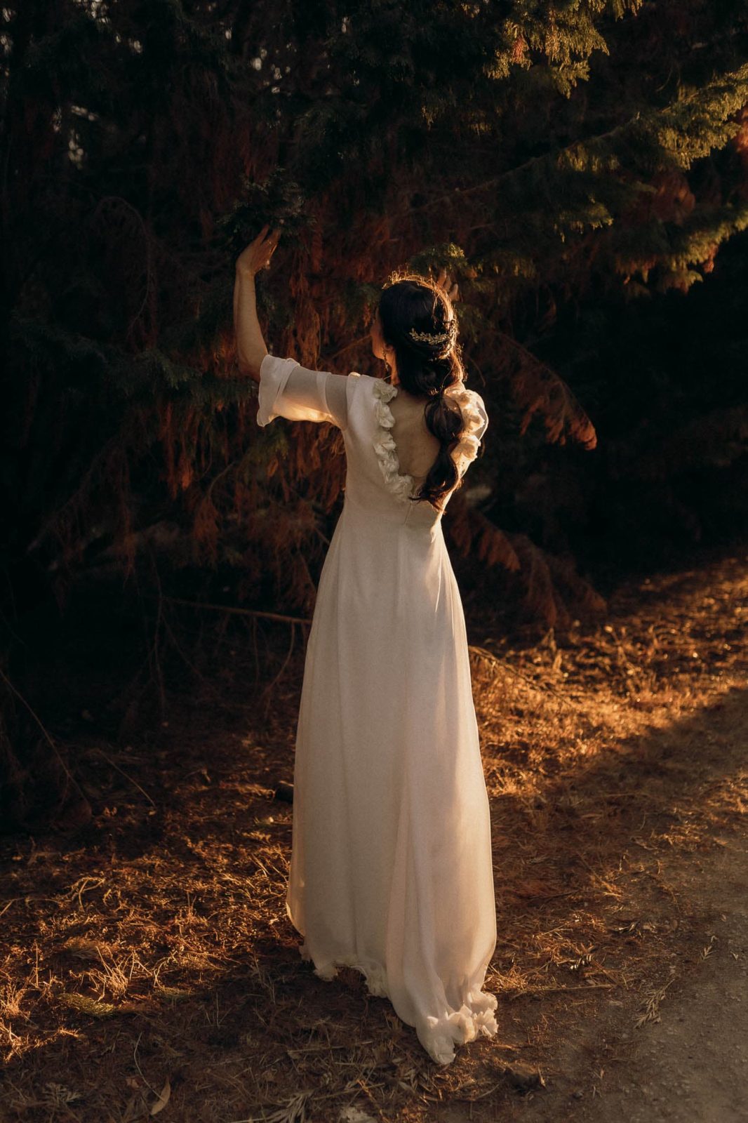 golden hour portrait of boho bride